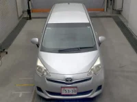 Toyota RACTIS лот № 3079 оценка R  с аукциона в Японии 5