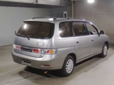 Toyota GAIA  с аукциона в Японии