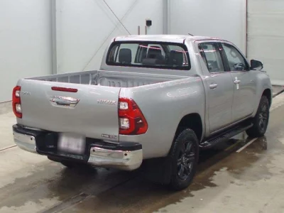Toyota HILUX  с аукциона в Японии