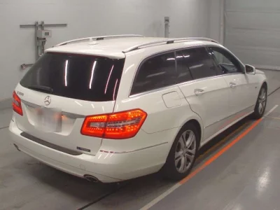 Mercedes-Benz E CLASS WAGON