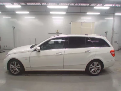 Mercedes-Benz E CLASS WAGON