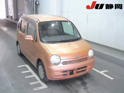 Daihatsu MOVE LATTE