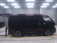 Toyota HIACE VAN лот № 30146 оценка 3.5  с аукциона в Японии 2