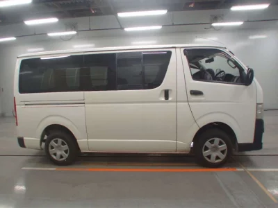 Toyota REGIUS ACE VAN