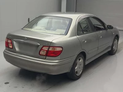 Nissan SYLPHY  с аукциона в Японии