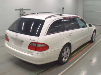 Mercedes-Benz E CLASS WAGON