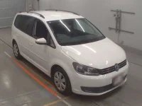 Volkswagen GOLF TOURAN лот № 38188 оценка 4  с аукциона в Японии 4