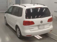 Volkswagen GOLF TOURAN лот № 38188 оценка 4  с аукциона в Японии 5