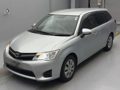 Toyota COROLLA FIELDER  с аукциона в Японии