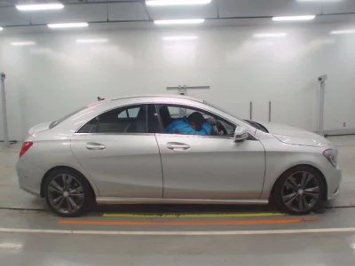 Mercedes-Benz CLA CLASS