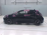 Toyota COROLLA SPORT лот № 30162 оценка 4  с аукциона в Японии 3