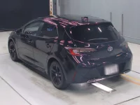 Toyota COROLLA SPORT лот № 30162 оценка 4  с аукциона в Японии 5