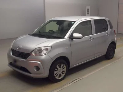 Toyota PASSO  с аукциона в Японии