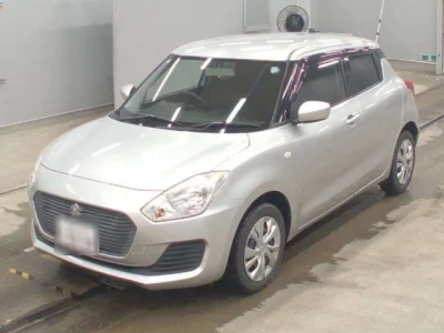 Suzuki SWIFT  с аукциона в Японии