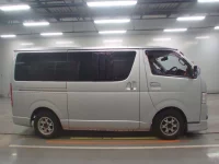 Toyota REGIUS ACE VAN лот № 30237 оценка 3.5  с аукциона в Японии 2