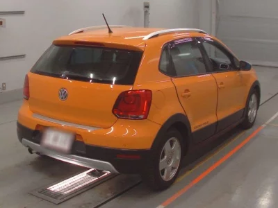 Volkswagen CROSS POLO