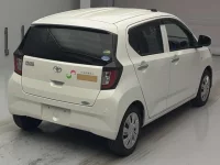 Toyota PIXIS EPOCH лот № 3758 оценка 4  с аукциона в Японии 1