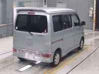 Daihatsu Atrai Wagon лот № 30174 оценка 3.5  с аукциона в Японии 1