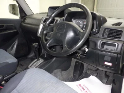 Mitsubishi PAJERO IO  с аукциона в Японии