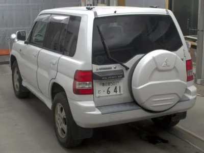 Mitsubishi PAJERO IO  с аукциона в Японии