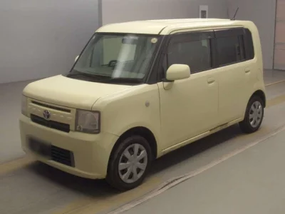 Toyota PIXIS SPACE  с аукциона в Японии