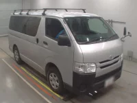 Toyota REGIUS ACE VAN лот № 30256 оценка 3.5  с аукциона в Японии 4