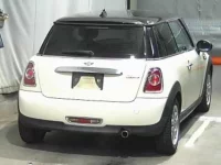 BMW MINI лот № 1207 оценка 3.5  с аукциона в Японии 1
