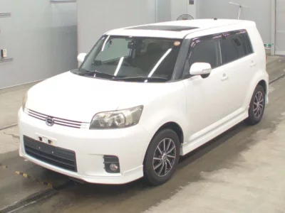 Toyota COROLLA RUMION  с аукциона в Японии