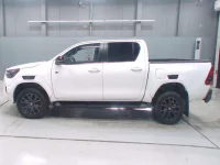 Toyota HILUX лот № 30202 оценка 4.5  с аукциона в Японии 3