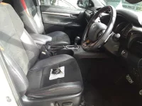 Toyota HILUX лот № 30202 оценка 4.5  с аукциона в Японии 7