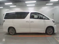 Toyota VELLFIRE лот № 30277 оценка 3.5  с аукциона в Японии 2
