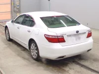 Lexus LS лот № 3184 оценка R  с аукциона в Японии 5