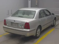 Toyota PROGRES лот № 4010 оценка 3  с аукциона в Японии 1