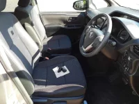 Toyota NOAH лот № 30203 оценка 4.5  с аукциона в Японии 7