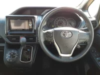 Toyota NOAH лот № 30203 оценка 4.5  с аукциона в Японии 8