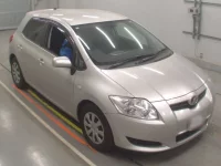 Toyota AURIS лот № 30282 оценка 3.5  с аукциона в Японии 4