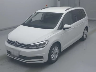 Volkswagen GOLF TOURAN