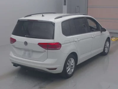 Volkswagen GOLF TOURAN