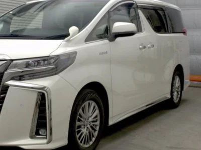 Toyota ALPHARD  с аукциона в Японии