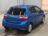 Toyota VITZ лот № 3187 оценка 3.5  с аукциона в Японии 1