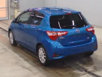 Toyota VITZ лот № 3187 оценка 3.5  с аукциона в Японии 5