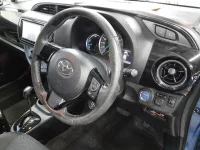 Toyota VITZ лот № 3187 оценка 3.5  с аукциона в Японии 6