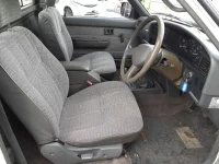 Toyota HILUX лот № 30213 оценка 3  с аукциона в Японии 7