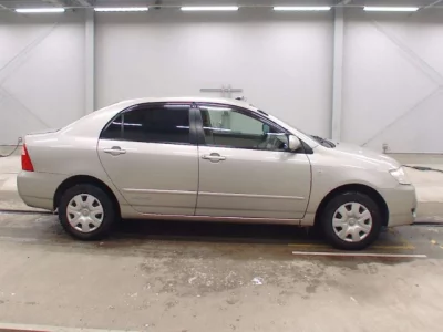 Toyota COROLLA  с аукциона в Японии