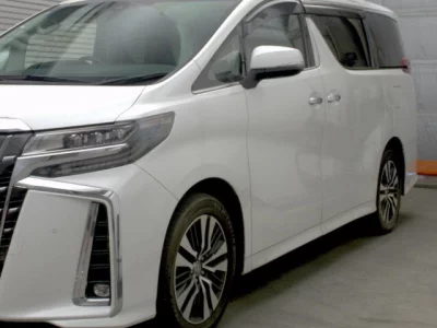 Toyota ALPHARD  с аукциона в Японии