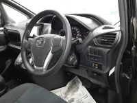 Toyota VOXY лот № 3209 оценка R  с аукциона в Японии 6