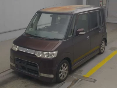 Daihatsu TANTO  с аукциона в Японии