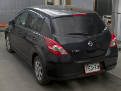 Nissan TIIDA