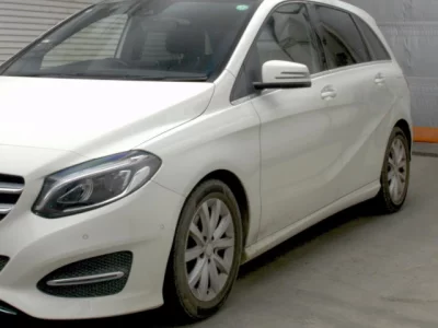 Mercedes-Benz B CLASS