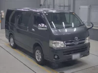 Toyota HIACE VAN лот № 30233 оценка 3.5  с аукциона в Японии 4